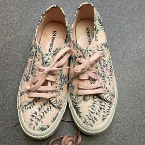 Superga pink floral sneakers. Size 39/size 8.  Never worn. 2 pairs of laces